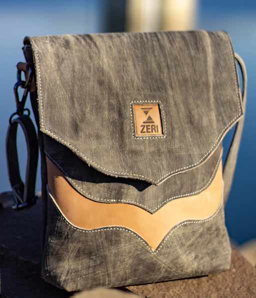 Zeri Leather Messenger Bag - Genuine Leather